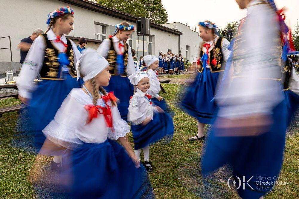 Potańcówka wiejska z przytupem